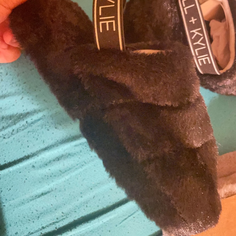 Womens size 9 slippers